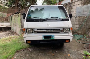 2011 Mitsubishi L300 for sale in Valenzuela