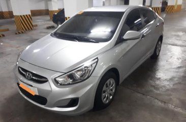 Selling 2nd Hand Hyundai Accent 2017 at 20000 km in Santa Rosa