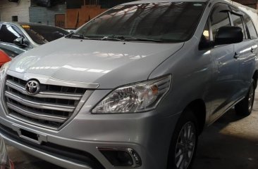 Selling Silver Toyota Innova 2016 Manual Diesel in Quezon City