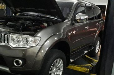 Selling 2nd Hand Mitsubishi Montero 2012 Automatic Diesel at 60000 km in Quezon City