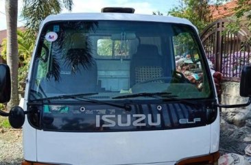 Selling 2nd Hand Isuzu Elf in Calumpit