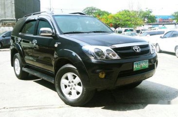 Selling Black Toyota Fortuner 2005 Automatic Gasoline