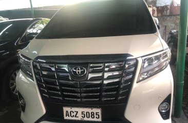 Selling Used Toyota Alphard 2016 in Quezon City