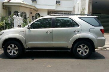 Selling Beige Toyota Fortuner 2006 at 130000 km in Muntinlupa