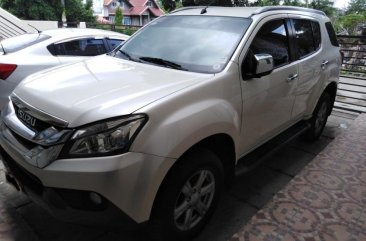 Isuzu Mu-X 2016 Automatic Diesel for sale in General Trias