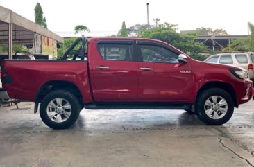 Selling 2nd Hand Toyota Hilux 2016 Automatic Diesel in Makati