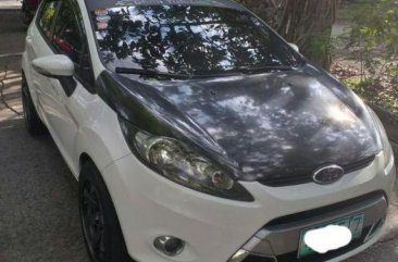 Selling 2nd Hand Ford Fiesta 2010 in Makati