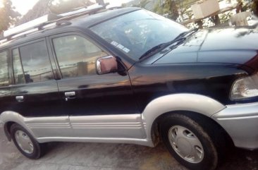 Selling 2nd Hand Toyota Revo 2002 Manual Gasoline at 120000 km in Bacacay