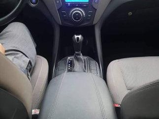 Selling Hyundai Santa Fe 2013 Automatic Diesel in Makati