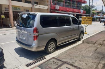 Sell Used 2016 Hyundai Starex in Quezon City