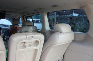 Sell White 2011 Hyundai Grand Starex in Quezon City