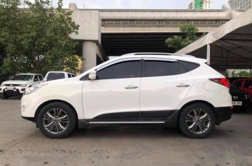 Selling Used Hyundai Tucson 2015 in Makati