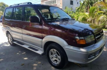 Selling Used Toyota Revo 2000 in Taytay