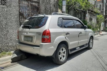 Selling 2nd Hand Hyundai Tucson 2009 at 130000 km in Makati