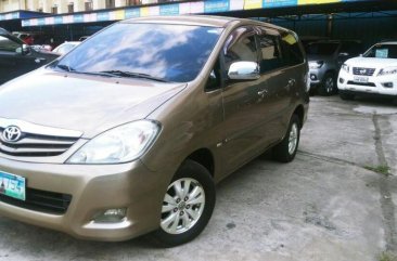 Selling Toyota Innova 2010 in Manila