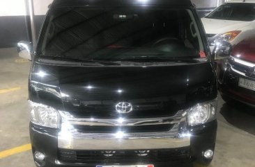 Selling Toyota Grandia 2017 Automatic Diesel in Quezon City