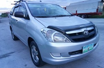 Selling Toyota Innova 2008 Manual Gasoline in Urdaneta