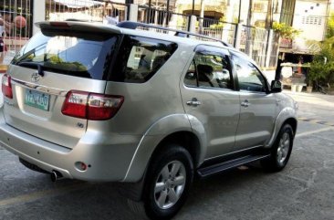 Used Toyota Fortuner 2009 at 70000 km for sale