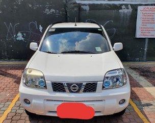 Selling White Nissan X-Trail 2010 Automatic Gasoline at 40000 km