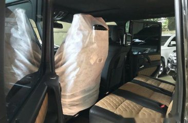 Black Mercedes-Benz 560 2016 at 7000 km for sale in Quezon City