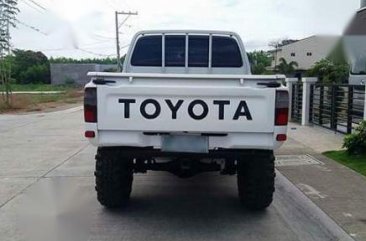 2nd Hand Toyota Hilux 2000 for sale in Manila