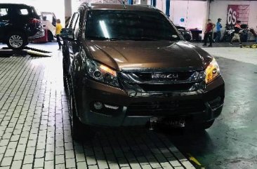 2nd Hand Isuzu Mu-X 2015 for sale in Muntinlupa