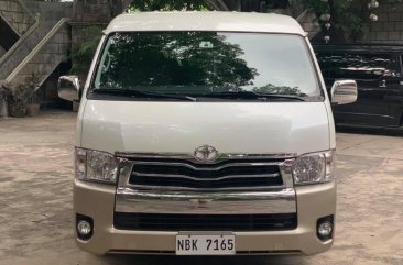 Sell White 2018 Toyota Hiace Van Automatic in Gasoline at 11000 km in Quezon City