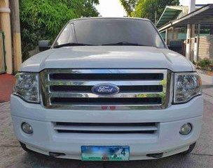 White Ford Expedition 2011 at 40000 km for sale 