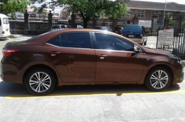 Sell 2nd Hand 2014 Toyota Altis in Makati
