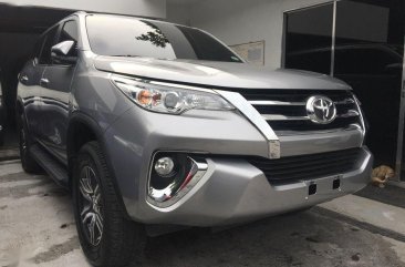 Selling Silver Toyota Fortuner 2017 Automatic Diesel in Quezon City