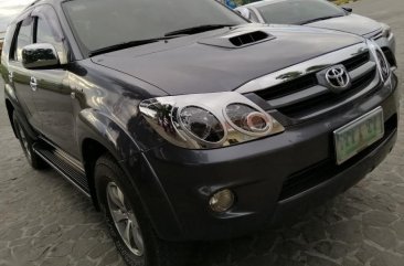 Selling Used Toyota Fortuner 2005 in Angeles