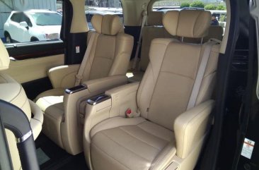 Toyota Alphard 2018 at 10000 km for sale in Pasig