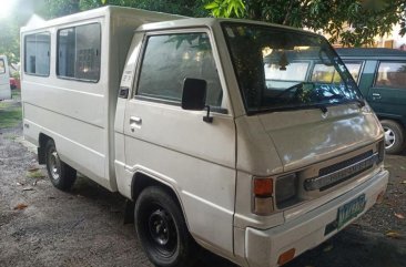 Selling Mitsubishi L300 2011 Manual Diesel in Quezon City