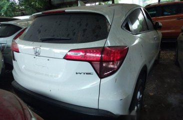 White Honda Hr-V 2015 Automatic Gasoline for sale in Makati