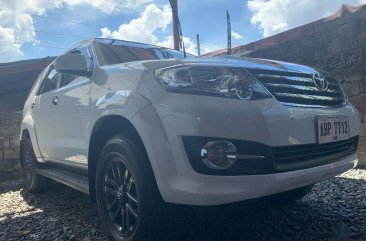 White Toyota Fortuner 2016 for sale in Quezon City