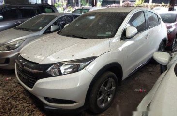 White Honda Hr-V 2015 Automatic Gasoline for sale in Makati