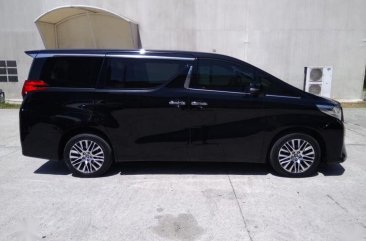 Toyota Alphard 2018 at 10000 km for sale in Pasig