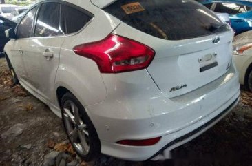 White Ford Focus 2016 at 33000 km for sale in Makati