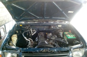 Toyota Revo 2000 Manual Diesel for sale in San Leonardo