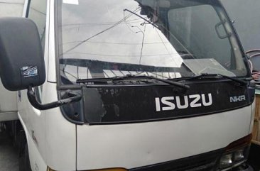 Selling Isuzu Elf 2002 Van Manual Diesel in Quezon City