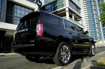 Selling Black Gmc Yukon 2015 Automatic Gasoline at 25000 km 