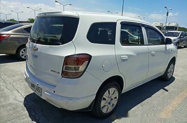 Sell White 2015 Chevrolet Spin at 73823 km