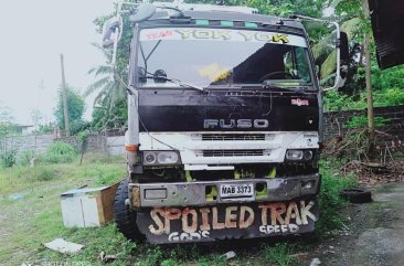 Selling Mitsubishi Fuso 2015 at 80000 km in Butuan