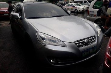 Silver Hyundai Genesis 2010 at 64533 km for sale