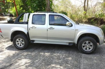 Sell 2nd Hand 2010 Isuzu D-Max Manual Diesel in Cagayan de Oro