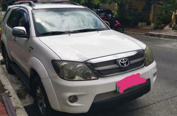 Toyota Fortuner 2006 Automatic Gasoline for sale in Quezon City