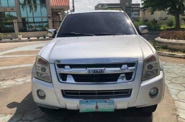 Silver Isuzu D-Max 2011 for sale in Talisay
