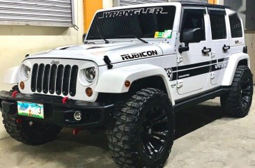 Sell 2nd Hand 2013 Jeep Rubicon Automatic Diesel in Cabuyao
