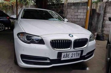 Selling White Bmw 520D 2015 at 37753