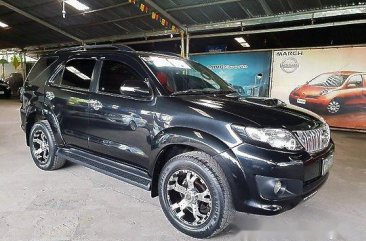 Black Toyota Fortuner 2013 Automatic Diesel for sale